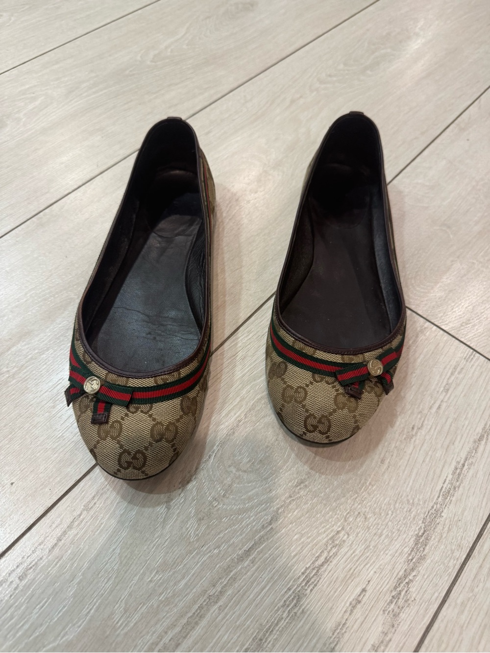 Gucci Brown/Beige GG Canvas Ballet Flats with Red-Green Web